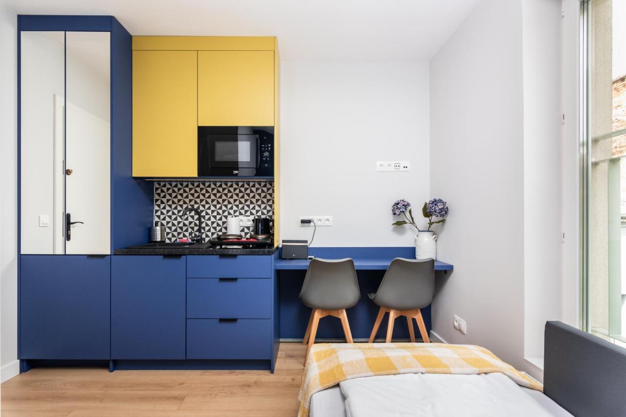 Smart Apartments - Old Town & Main Train Station - By Upstairs Cracovia Exterior foto