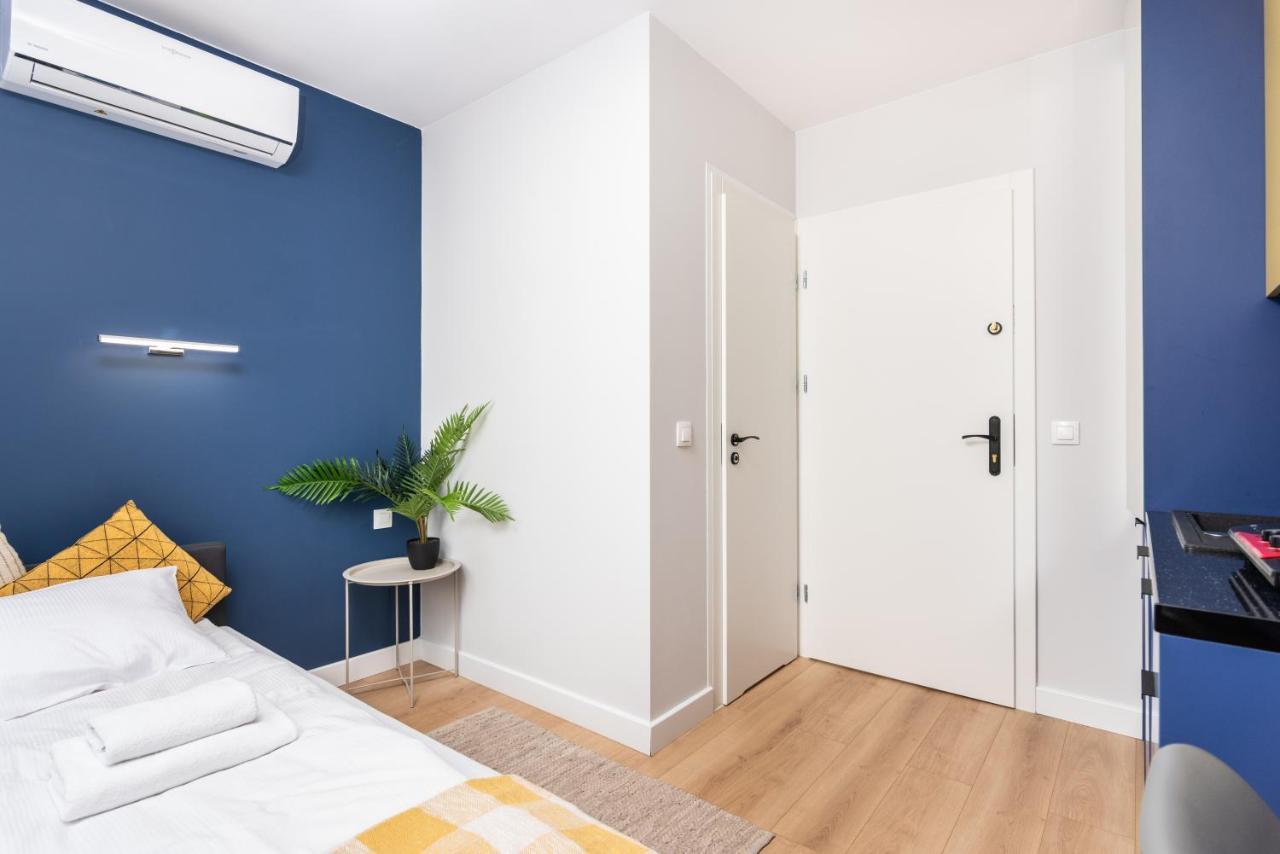 Smart Apartments - Old Town & Main Train Station - By Upstairs Cracovia Exterior foto