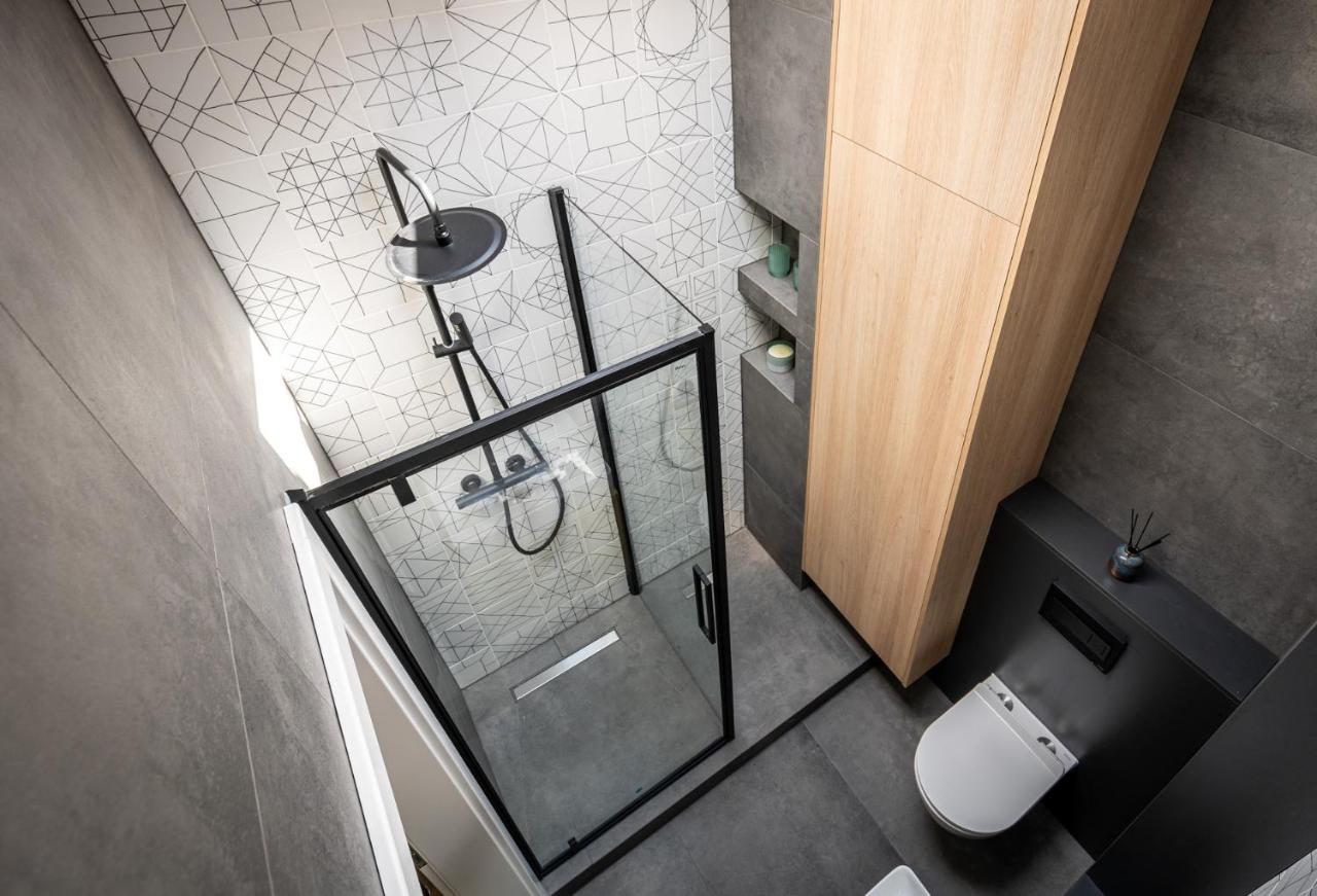 Smart Apartments - Old Town & Main Train Station - By Upstairs Cracovia Exterior foto