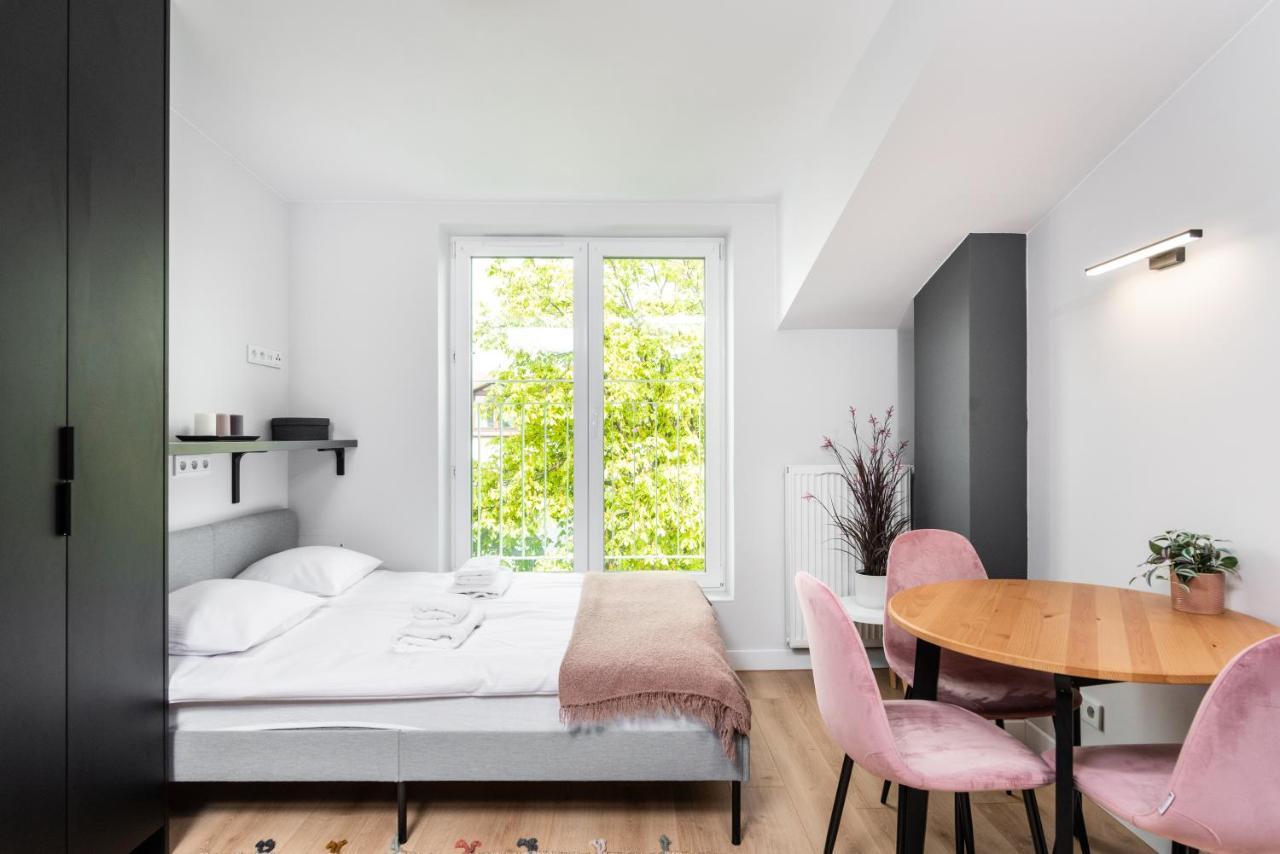 Smart Apartments - Old Town & Main Train Station - By Upstairs Cracovia Exterior foto