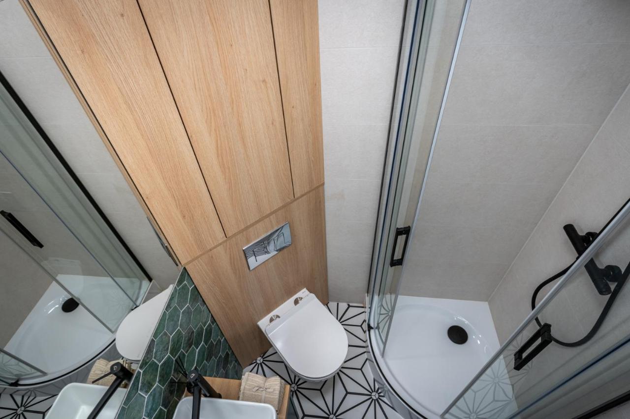 Smart Apartments - Old Town & Main Train Station - By Upstairs Cracovia Exterior foto